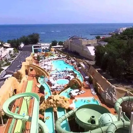 アパート Sea Apart, 2 этаж каманина, 43жемчужина, аркадия кадорр オデッサ